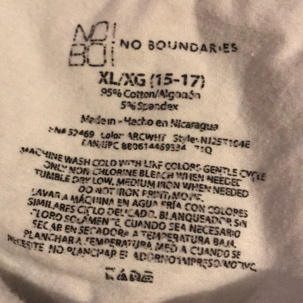 White tank top🤍 - Picture 2 of 2